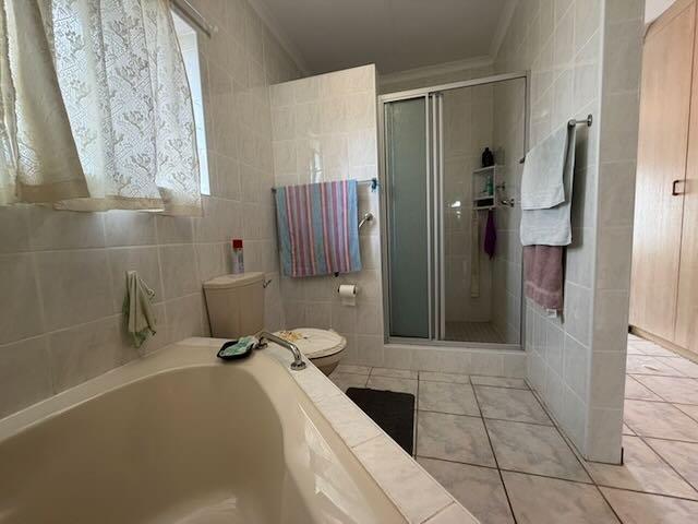 3 Bedroom Property for Sale in Fraaiuitsig Western Cape